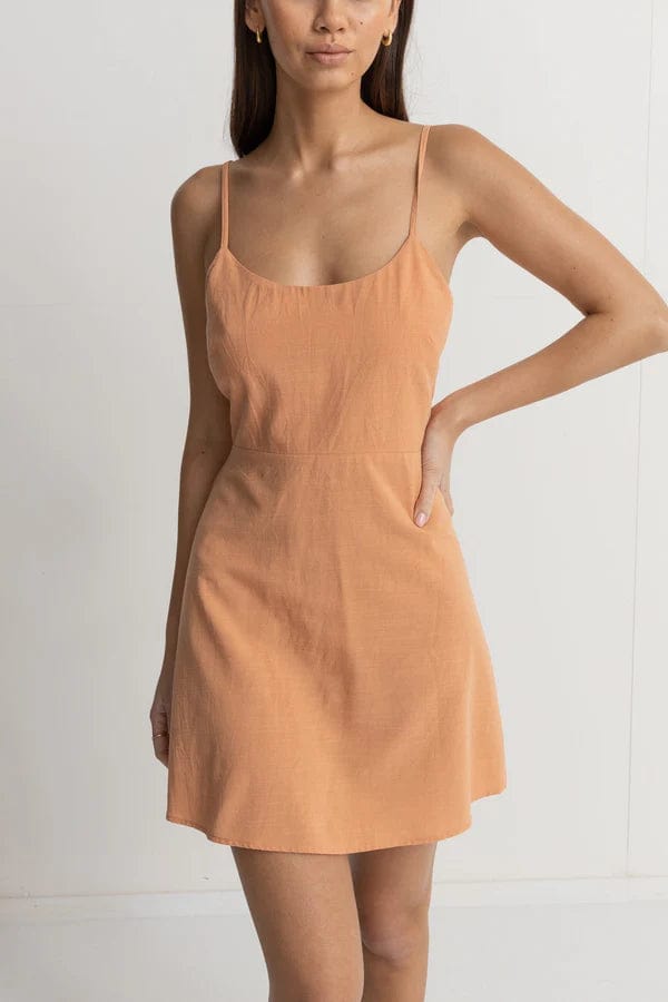 Rhythm. Pantalons Sundown Mini Dress Peach