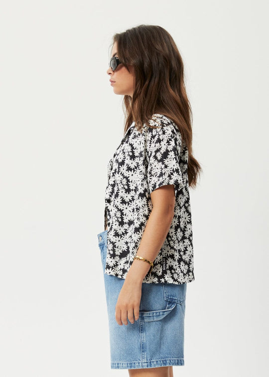 Afends Chemise Benny Hemp Short Sleeve Shirt Black Daisy